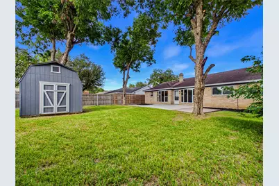 12707 Corning Dr, Houston, TX 77089 - Photo 23