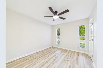 12707 Corning Dr, Houston, TX 77089 - Photo 19