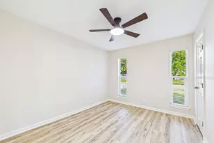 12707 Corning Dr, Houston, TX 77089 - Photo 19