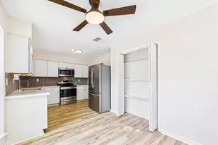 12707 Corning Dr, Houston, TX 77089 - Photo 9