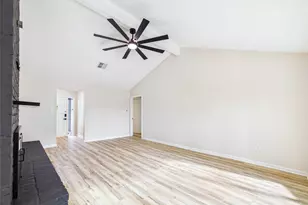 12707 Corning Dr, Houston, TX 77089 - Photo 17