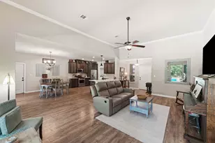 19213 Kanawha Dr, Porter, TX 77365 - Photo 9