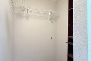 9383 Pagewood Ln, Houston, TX 77063 - Photo 21
