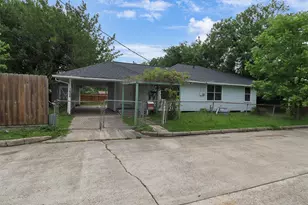 1606 W Humble St, Baytown, TX 77520 - Photo 1