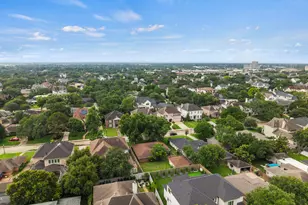 3722 Merrick St, Houston, TX 77025 - Photo 9