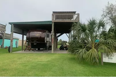 933 Wesley Way, Port Bolivar, TX 77650 - Photo 7
