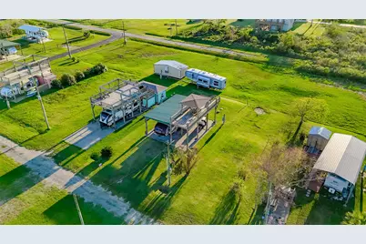 933 Wesley Way, Port Bolivar, TX 77650 - Photo 31