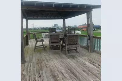 933 Wesley Way, Port Bolivar, TX 77650 - Photo 11