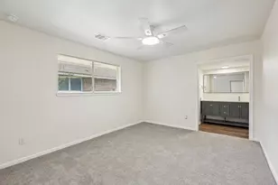 7110 Log View Dr, Houston, TX 77040 - Photo 17