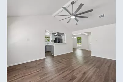 7110 Log View Drive, Houston, TX 77040 - Photo 7