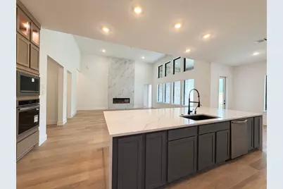 2501 Barton Creek Trail, Friendswood, TX 77546 - Photo 7