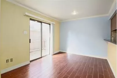 311 E 10th Street, Houston, TX 77008 - Photo 17