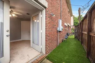 5817 Darling St, Houston, TX 77007 - Photo 25