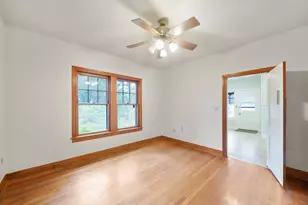 229 E Cedar St, Angleton, TX 77515 - Photo 13