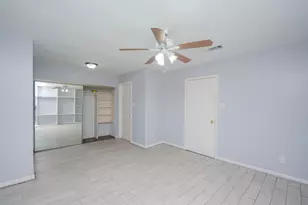 2308 Gunston Ct, Sugar Land, TX 77478 - Photo 11