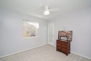 2308 Gunston Ct, Sugar Land, TX 77478 - Photo 15