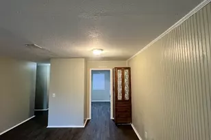 1305 W Villa Maria Rd, Bryan, TX 77801 - Photo 7