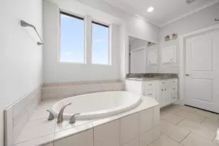 5119 Locust St, Bellaire, TX 77401 - Photo 31