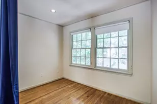 2250 W Main St, Houston, TX 77098 - Photo 15