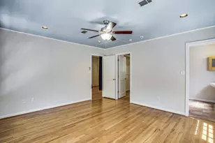 2250 W Main St, Houston, TX 77098 - Photo 21