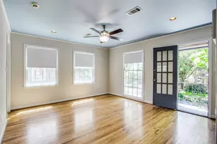 2250 W Main St, Houston, TX 77098 - Photo 23