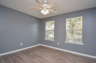 917 Almond St, Baytown, TX 77521 - Photo 27