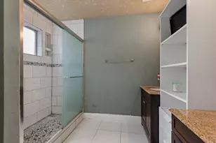 9522 Wellsworth Dr, Houston, TX 77083 - Photo 9
