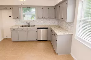 505 E Lambuth Ln, Deer Park, TX 77536 - Photo 7
