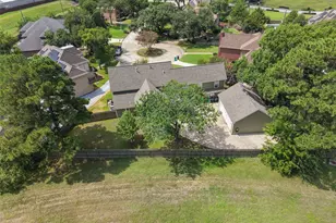 8802 Sedgemoor Dr, Tomball, TX 77375 - Photo 9