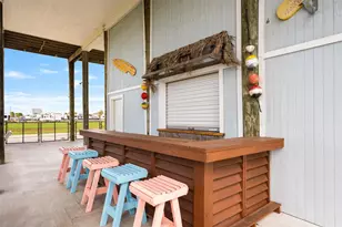 955 Townsend Dr, Crystal Beach, TX 77650 - Photo 37