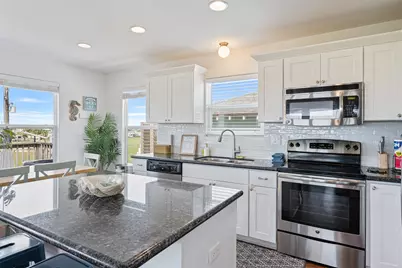 955 Townsend Drive, Port Bolivar, TX 77650 - Photo 19