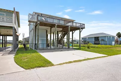 955 Townsend Drive, Port Bolivar, TX 77650 - Photo 1