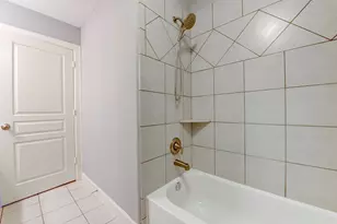 1811 Wichita St, Houston, TX 77004 - Photo 27