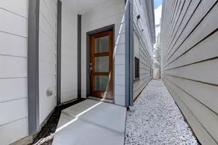 1811 Wichita St, Houston, TX 77004 - Photo 3