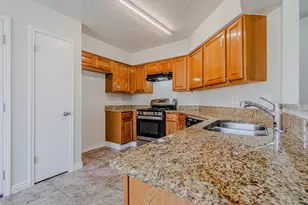 17959 Valley Knoll Dr, Houston, TX 77084 - Photo 11