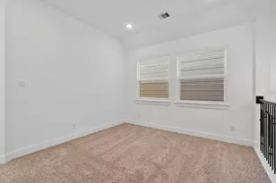 10114 Palm Spgs Pl, Iowa Colony, TX 77578 - Photo 17