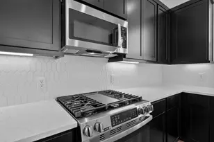 10114 Palm Spgs Pl, Iowa Colony, TX 77578 - Photo 11