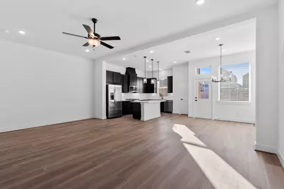 10114 Palm Springs Place, Iowa Colony, TX 77578 - Photo 7