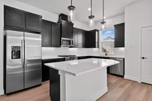 10114 Palm Spgs Pl, Iowa Colony, TX 77578 - Photo 13