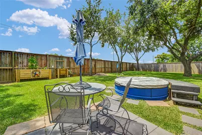 101 Deerwood Drive, Lake Jackson, TX 77566 - Photo 31