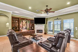 101 Deerwood Dr, Lake Jackson, TX 77566 - Photo 7