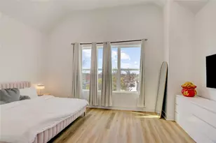 2013 Cochran St, Houston, TX 77009 - Photo 23