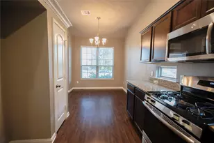 1909 Maize Ct, Brenham, TX 77833 - Photo 5