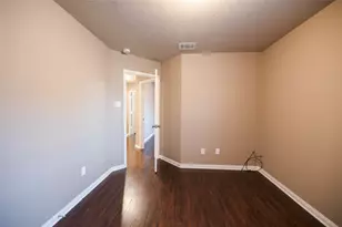 1909 Maize Ct, Brenham, TX 77833 - Photo 15