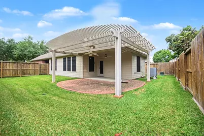 1407 Capri Place Lane, Pearland, TX 77581 - Photo 35