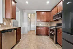 12911 Taper Reach Dr, Tomball, TX 77377 - Photo 5