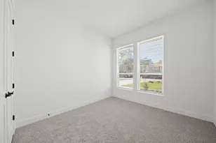 328 Louvenia Ct, Pinehurst, TX 77362 - Photo 21