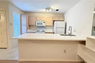 10555 Turtlewood Ct, Houston, TX 77072 - Photo 3