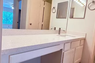 10555 Turtlewood Ct, Houston, TX 77072 - Photo 19