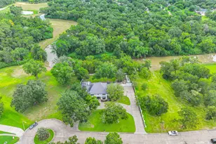11 Haverford Ln, Friendswood, TX 77546 - Photo 3